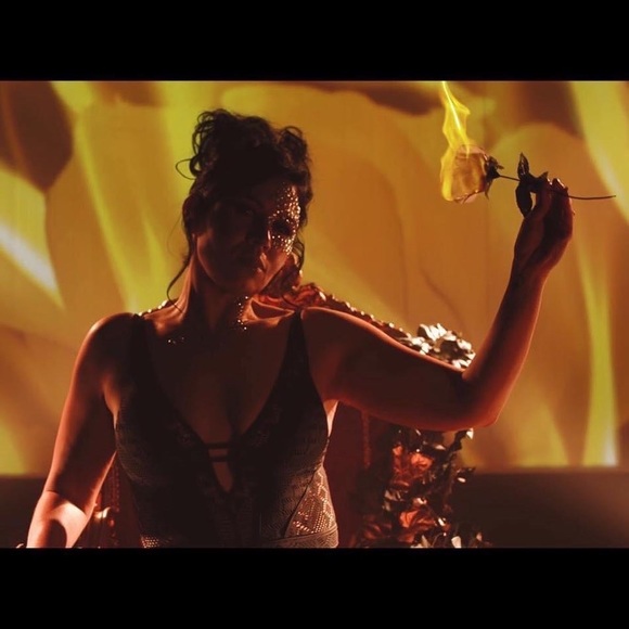 Meet your Posher, Feroxx - Picture 1 of 9